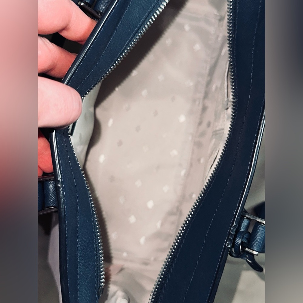 Kate Spade Large 3 tone leather handbag. Baby Lilac, Navy & White. EUC. - Picture 9 of 15